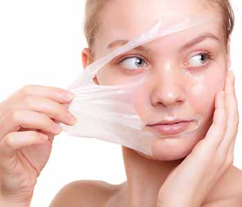 Chemical peels remove damaged cells in a gentle and controlled fashion to promote new skin cells that look and feel smoother, more youthful, and glowing.