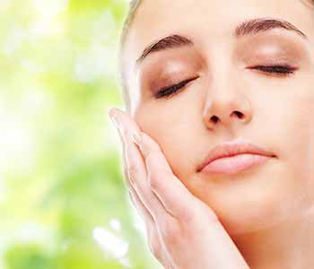 Dr. Vikram Khanna is a Board-certified dermatologist who has invested in the ThermiSmooth technology for patients in his practice to treat the unwanted signs of aging caused by natural skin laxity.