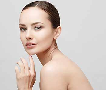 IL dermatologist Dr. Khanna gives patients with psoriasis quick, effective results.